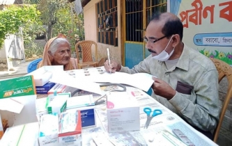 নরসিংদীর জিনারদিতে প্রবীণদের স্বাস্থ্যসেবায় রিক এর কার্যক্রম